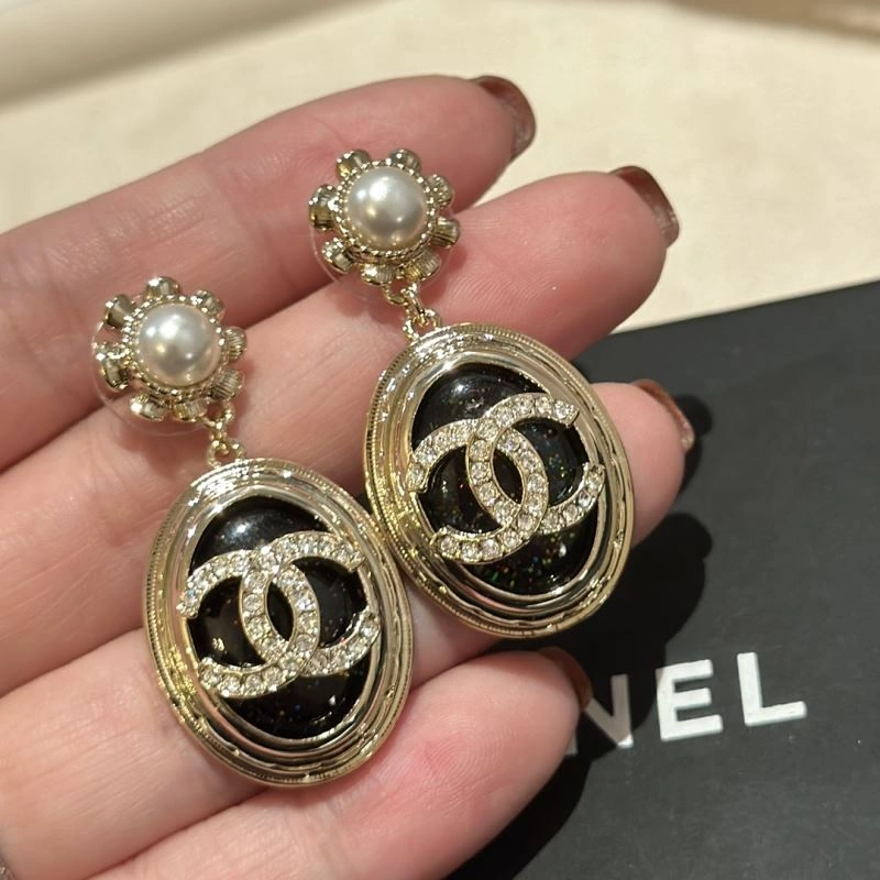 TechFriendly Chanel Earrings 232188