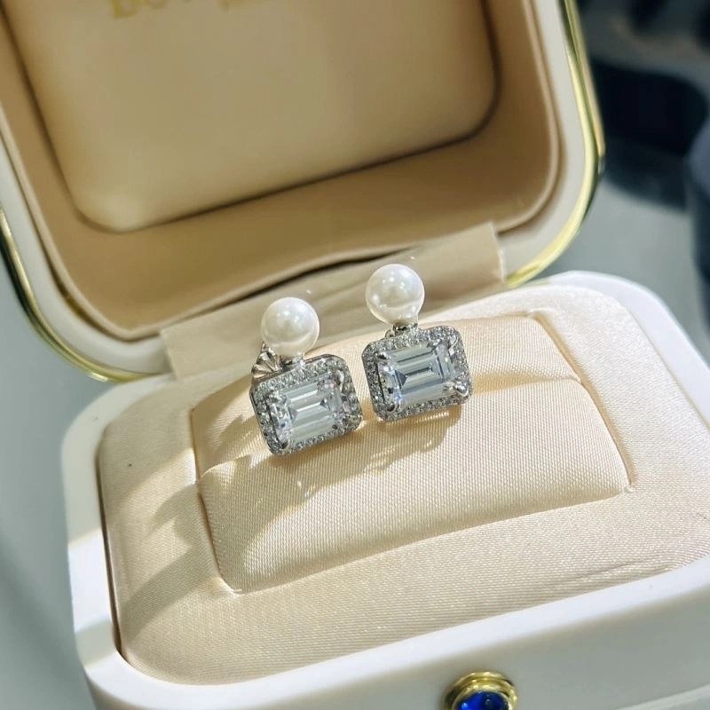 ZeroBulk Chanel Earrings 232187