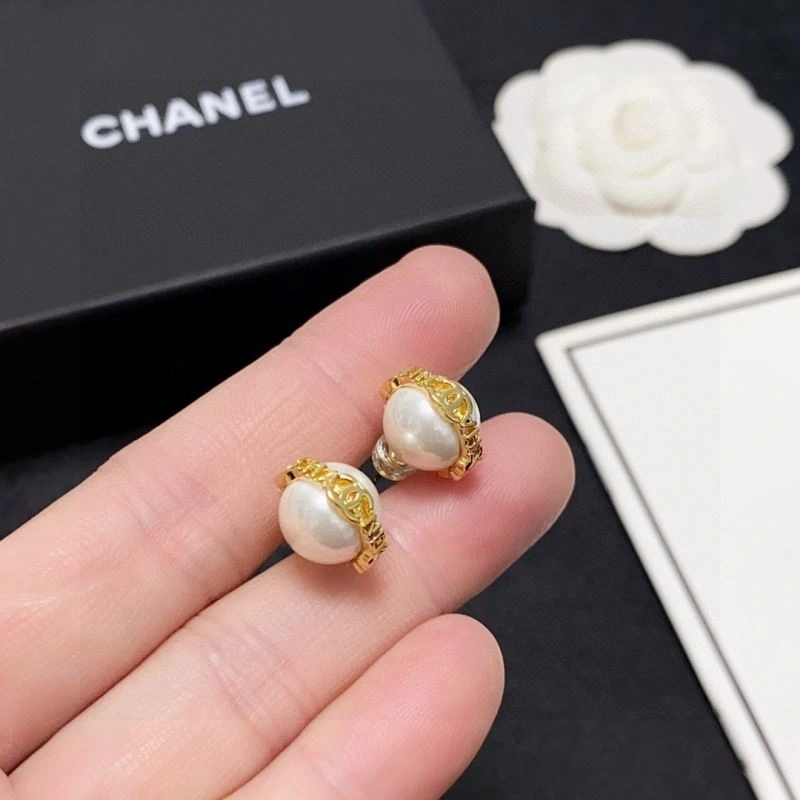 FastDry Chanel Earrings 232175