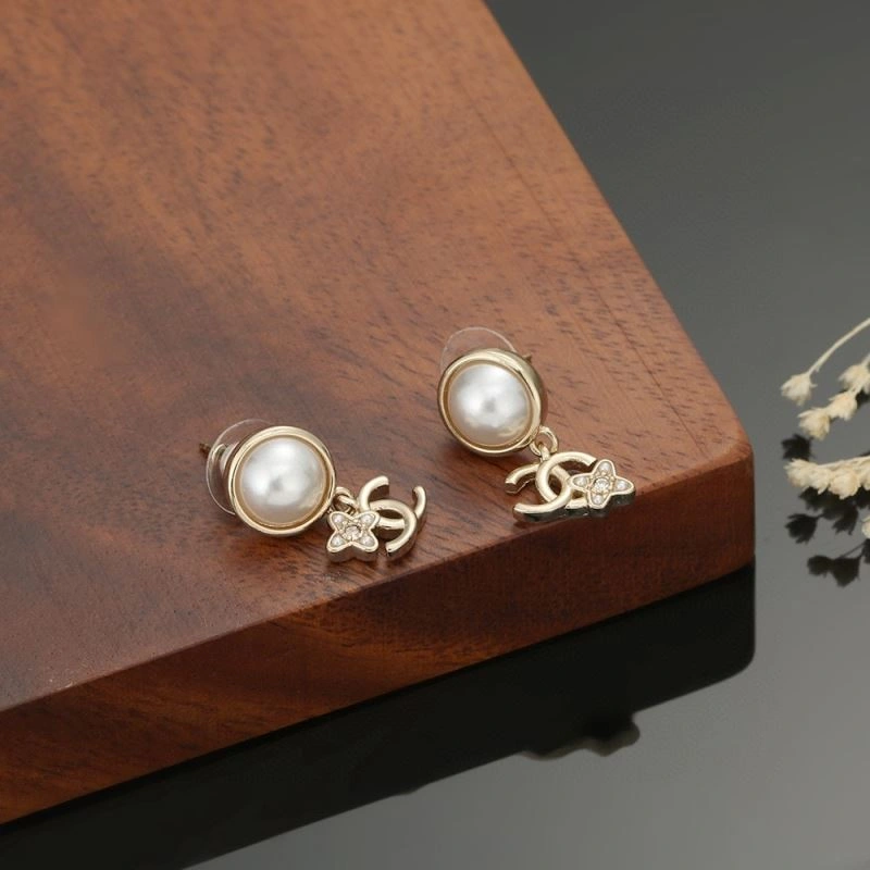 Durable Chanel Earrings 232169