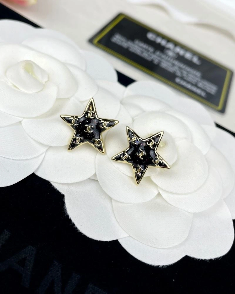 Chanel Earrings SmoothTexture 232165