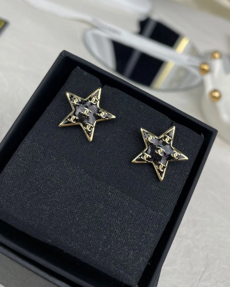 Chanel Earrings SmoothTexture 232165