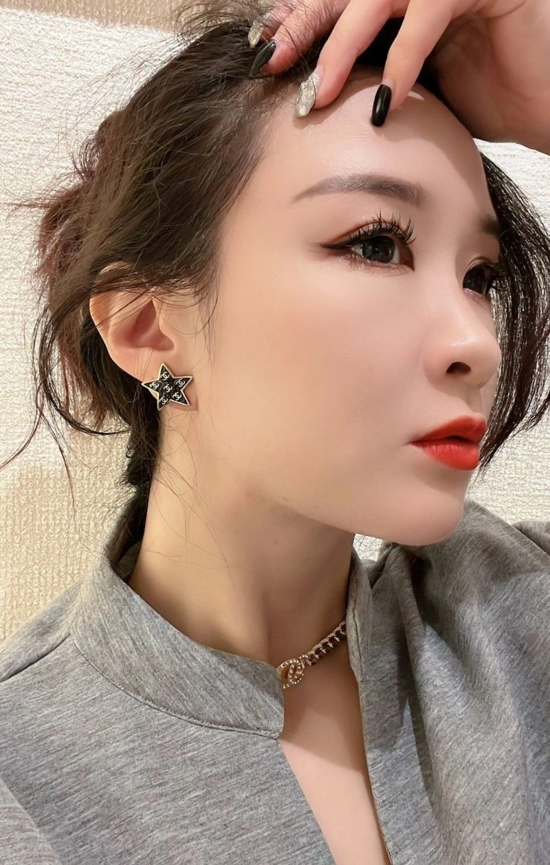 Chanel Earrings SmoothTexture 232165