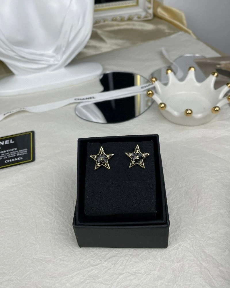 Chanel Earrings SmoothTexture 232165