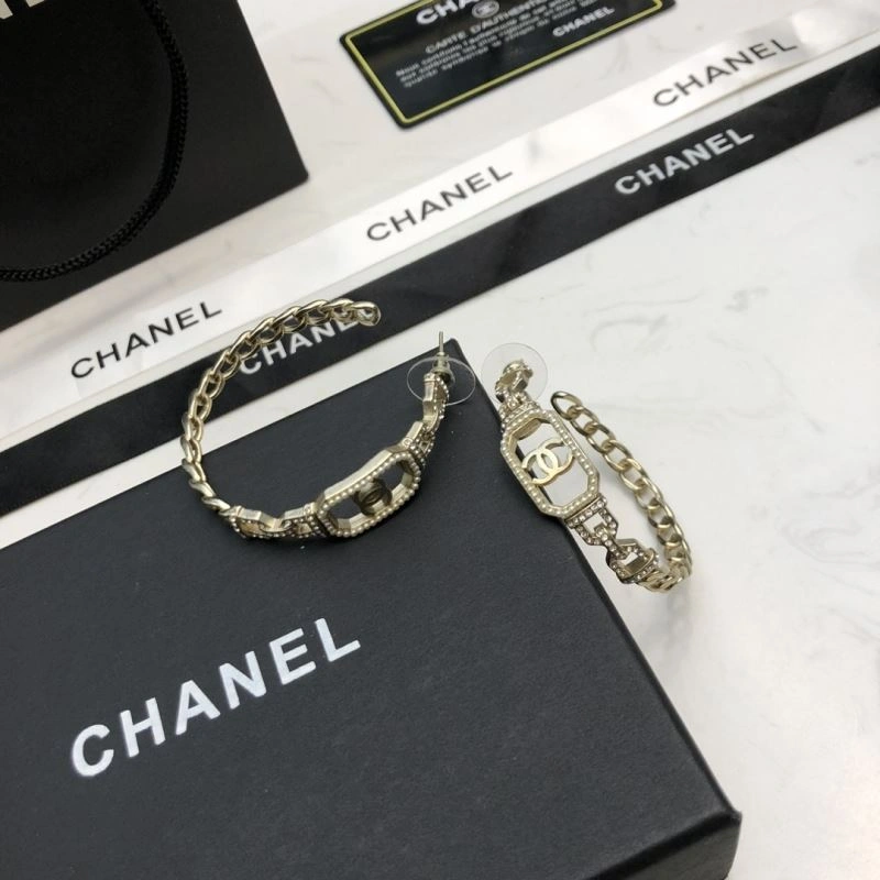Chanel Earrings Casual 232195