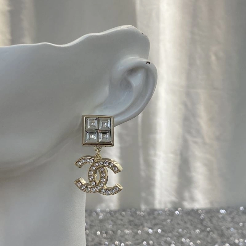 Chanel Earrings Durable 232184