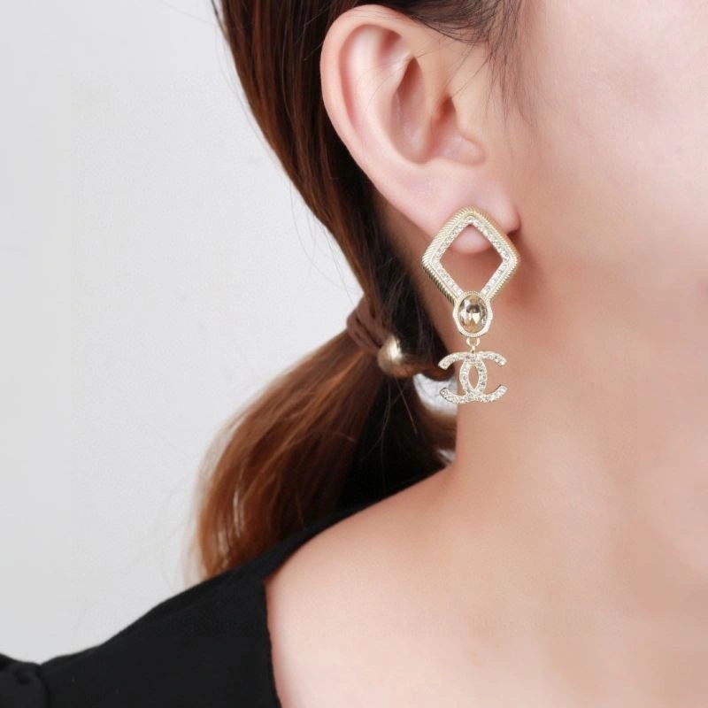 RelaxedFit Chanel Earrings 232262