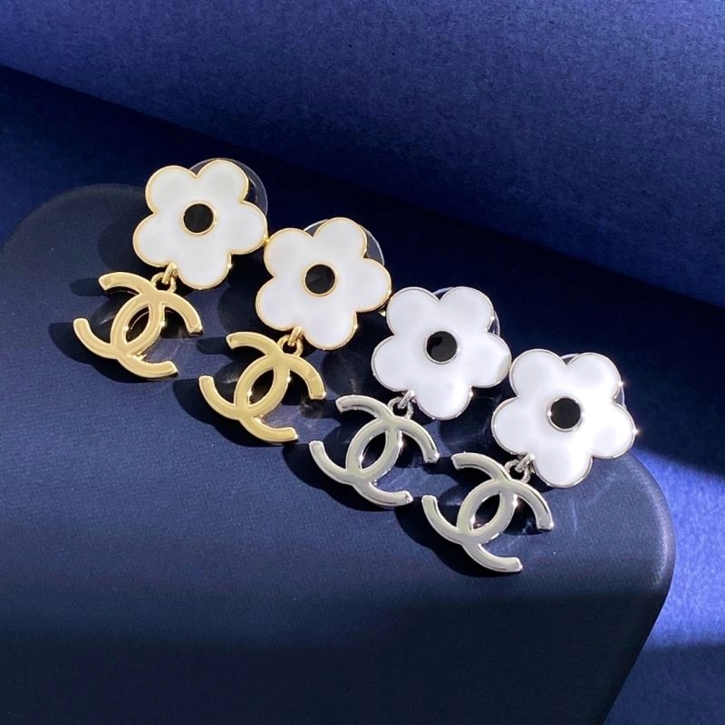 Chanel Earrings Unisex 232150