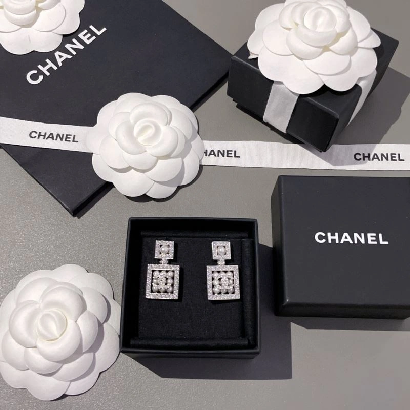 WeatherProof Chanel Earrings 232157