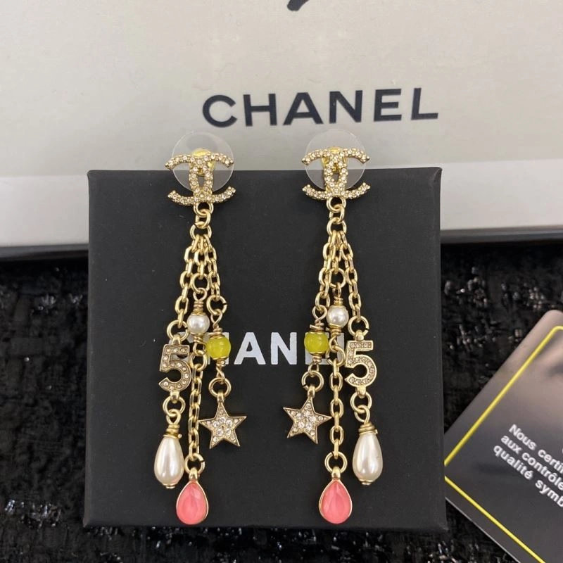 Compact Chanel Earrings 232132