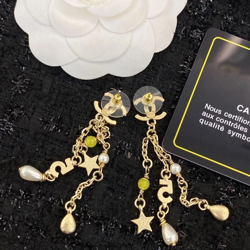 Compact Chanel Earrings 232132