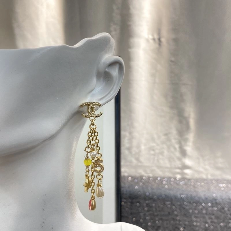 Compact Chanel Earrings 232132