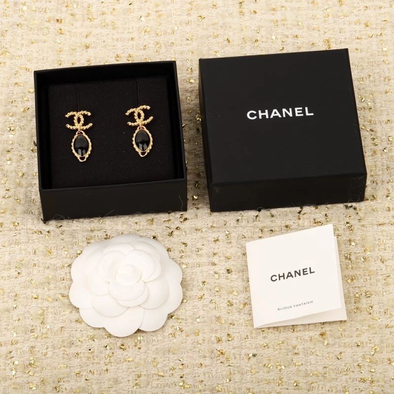 Chanel Earrings Practical 232224
