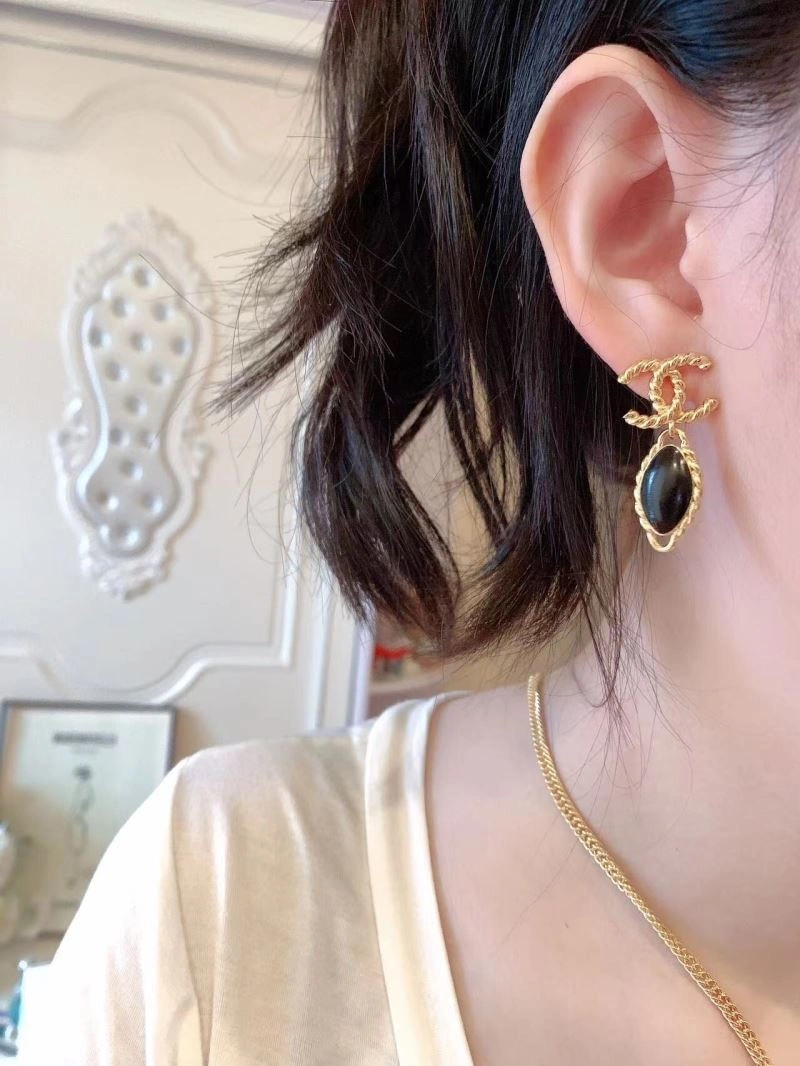 Chanel Earrings Practical 232224