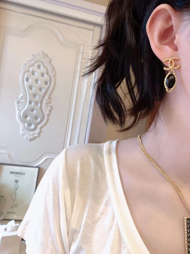 Chanel Earrings Practical 232224