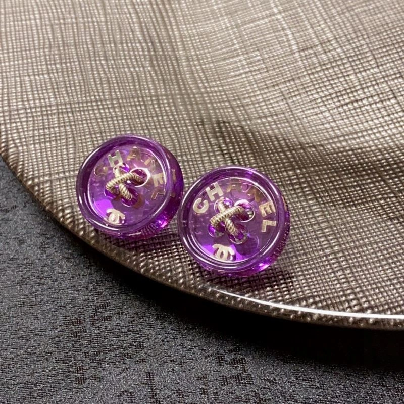 Chanel Earrings Versatile 232121