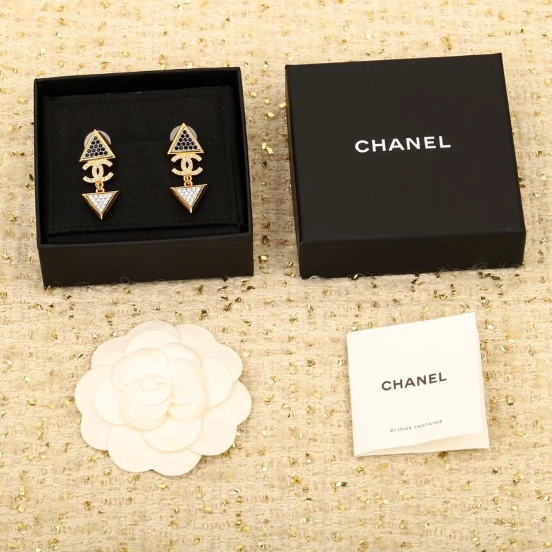 Chanel Earrings TravelReady 232112