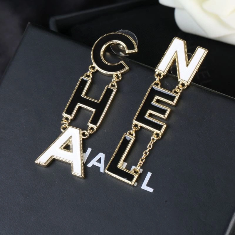 Chanel Earrings Practical 231844