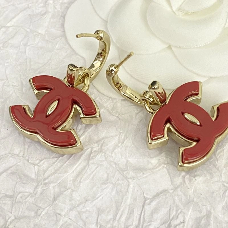Unique Chanel Earrings 231857