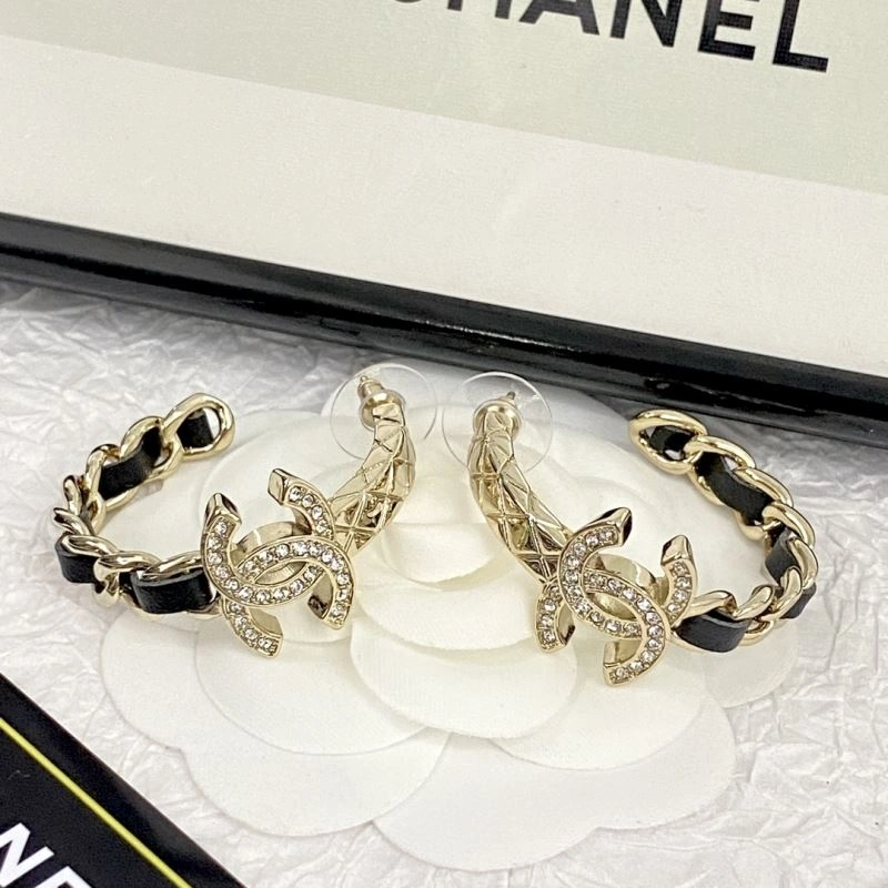 Chanel Earrings WaterResistant 231873