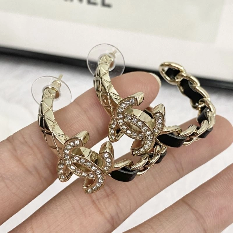 Chanel Earrings WaterResistant 231873