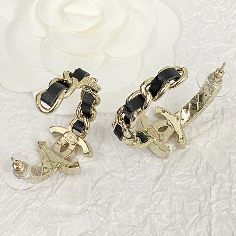 Chanel Earrings WaterResistant 231873