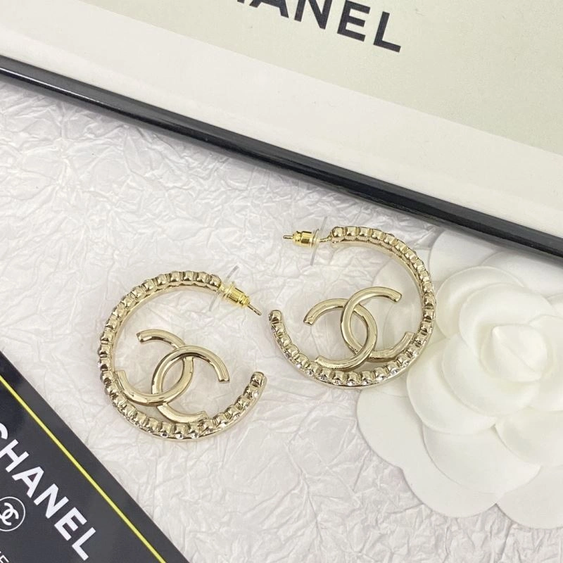 Chanel Earrings Breathable 231878