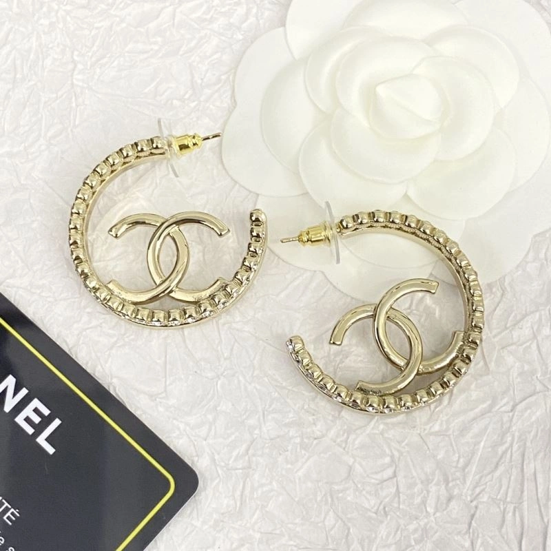 Chanel Earrings Breathable 231878