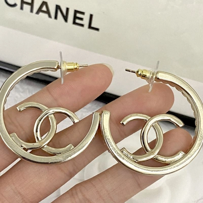 Chanel Earrings Breathable 231878