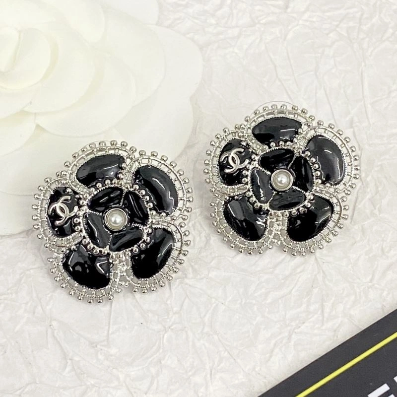 Chanel Earrings TimelessDesign 231871