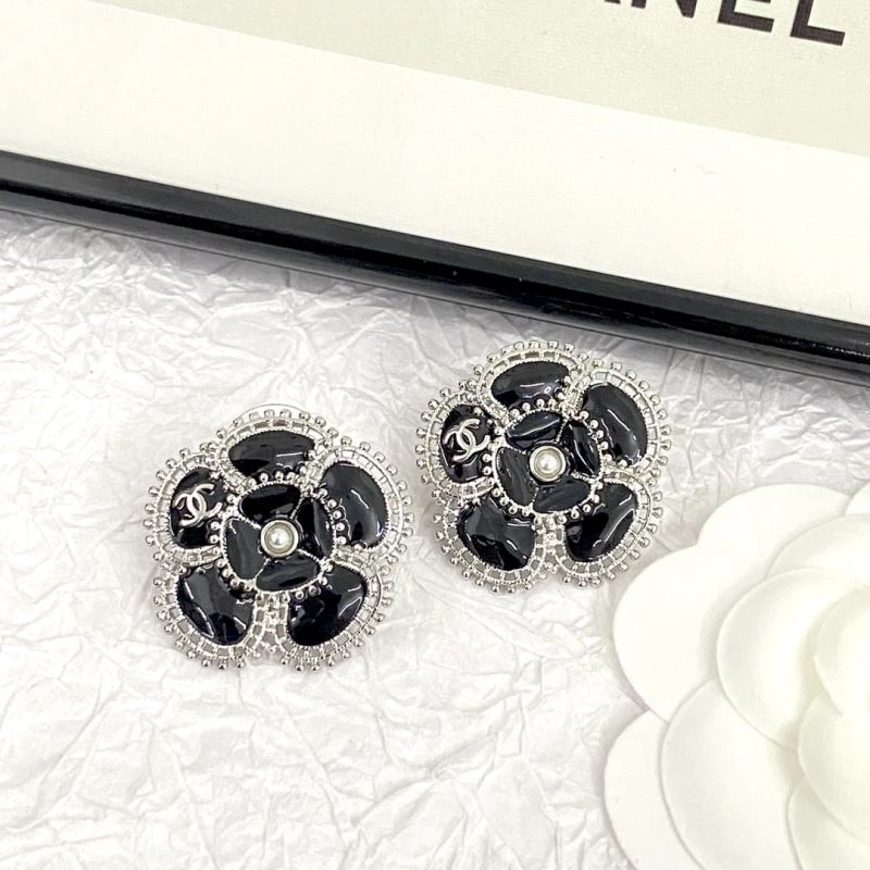 Chanel Earrings TimelessDesign 231871