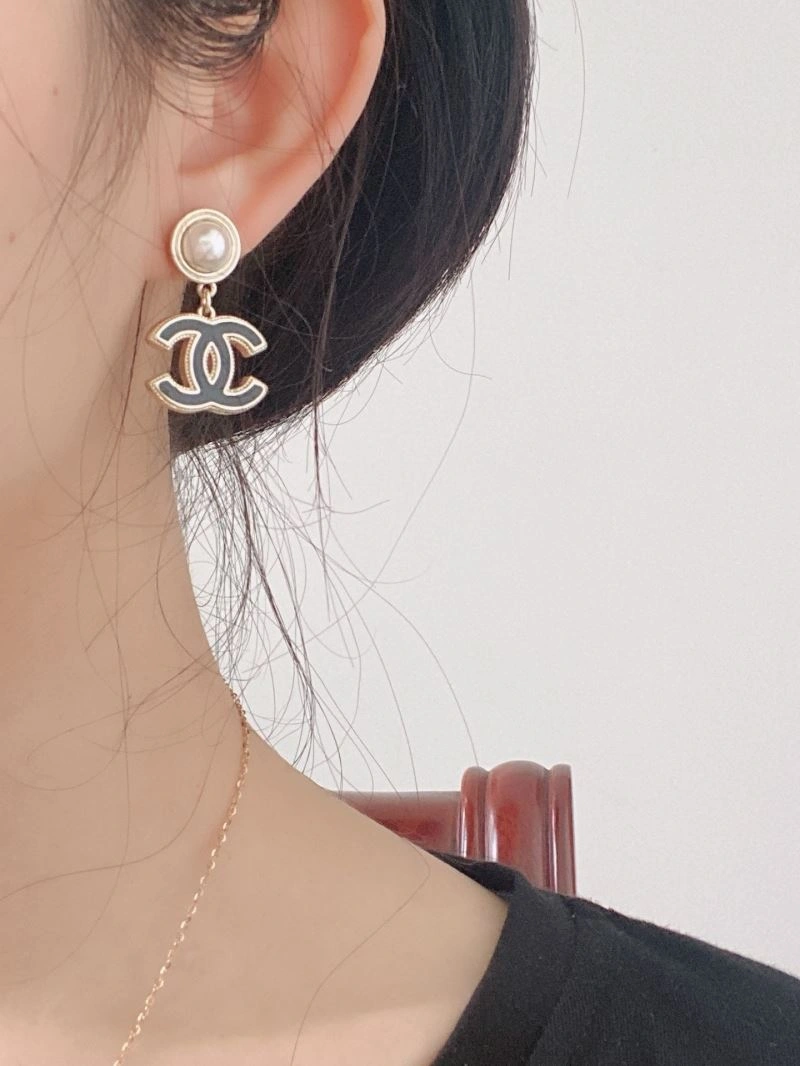 Chanel Earrings Functional 231848