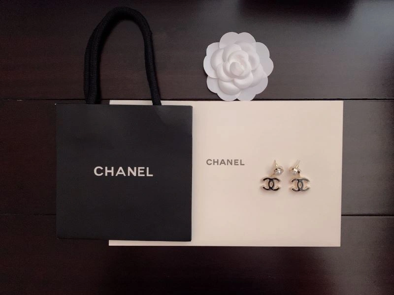 Chanel Earrings Functional 231848