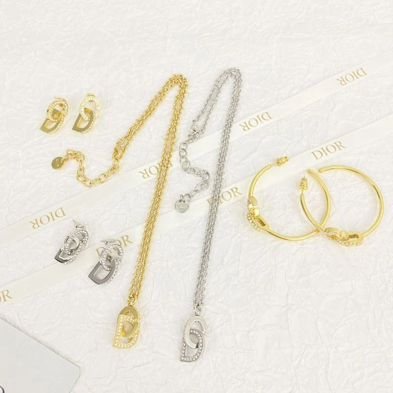 Resilient Chanel Earrings 231842