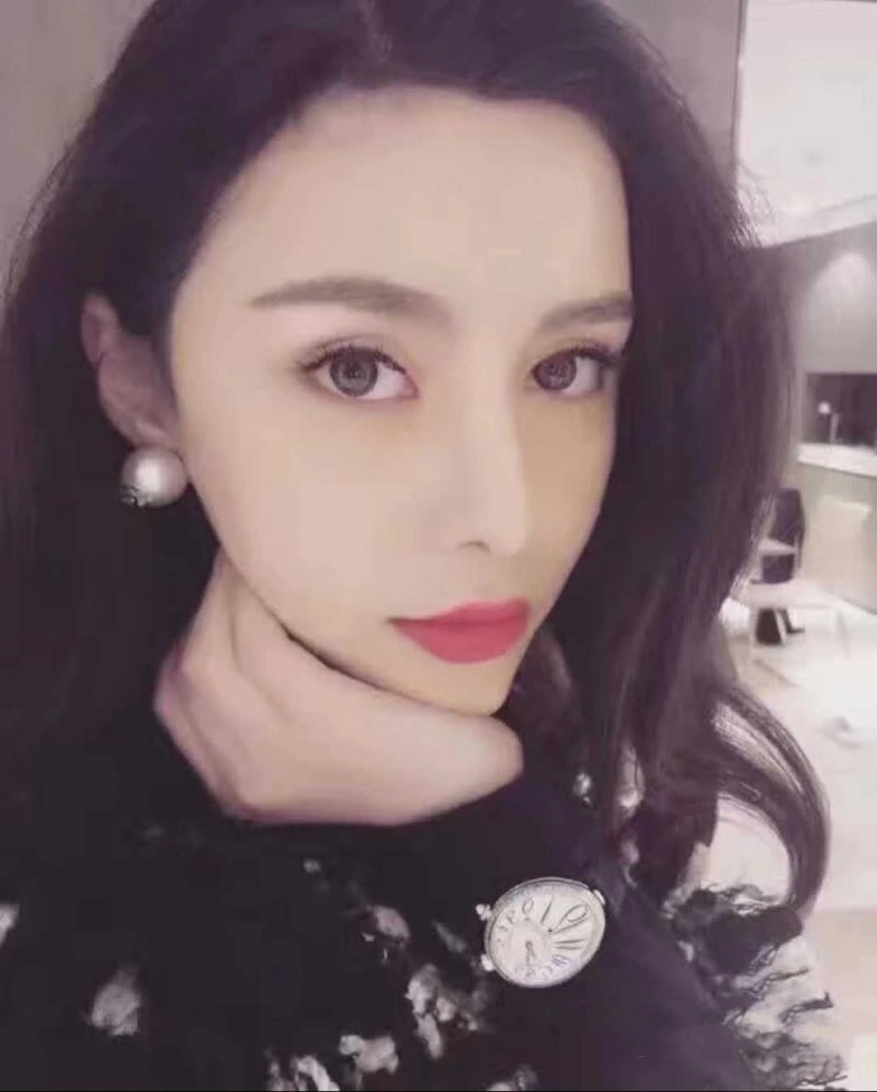 Lightweight Chanel Earrings 231892