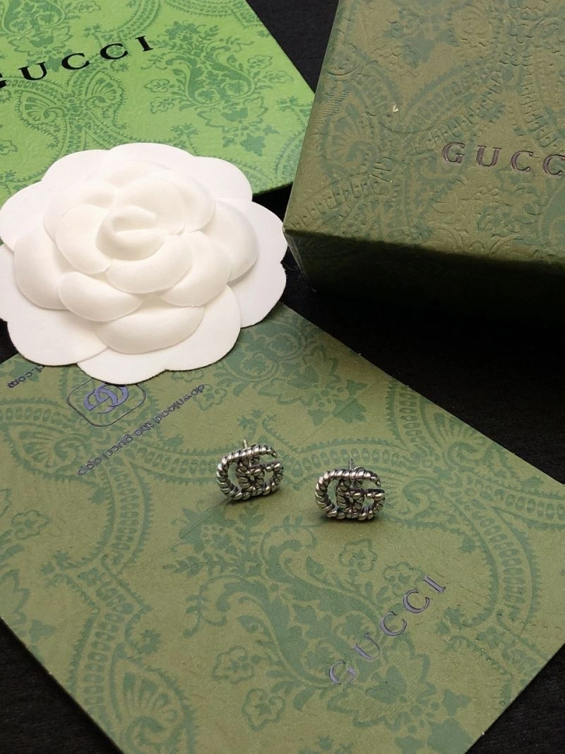 Chanel Earrings Lightweight 231830