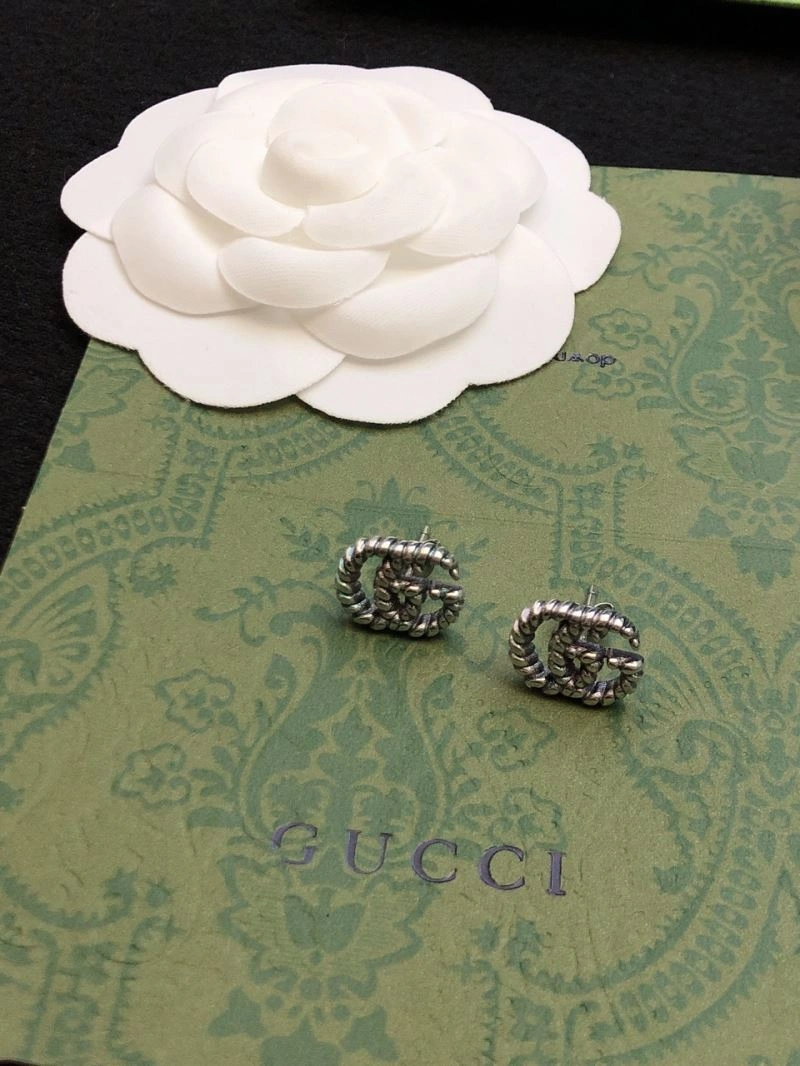 Chanel Earrings Lightweight 231830