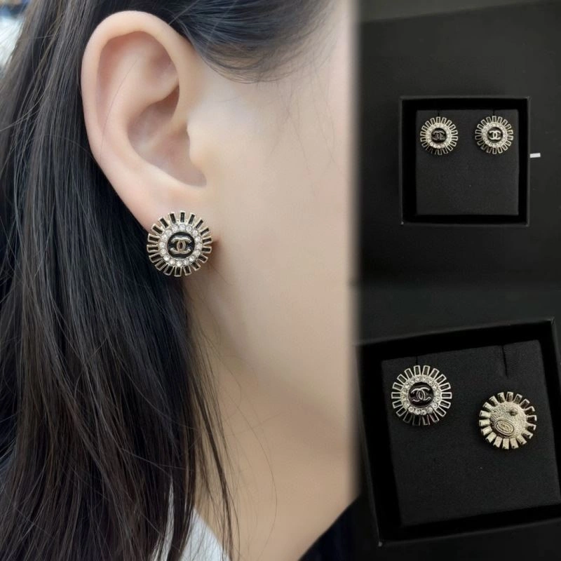 Chanel Earrings Modern 231824