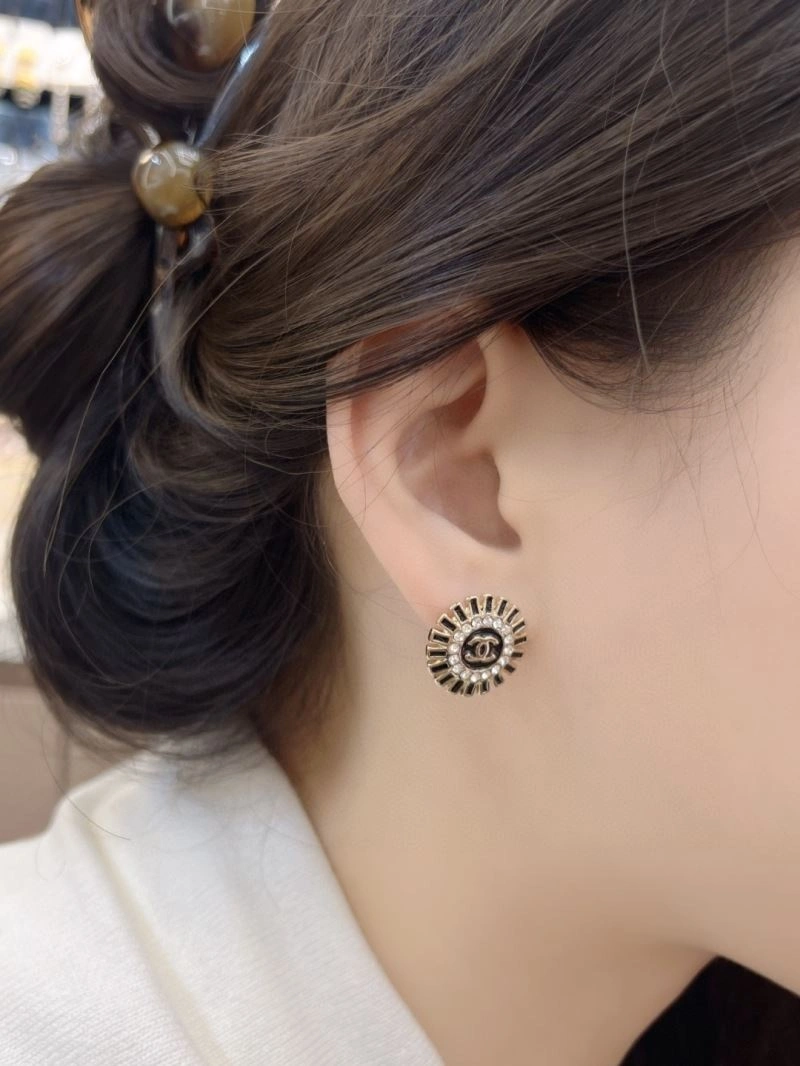 Chanel Earrings Modern 231824