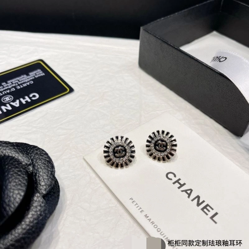 Chanel Earrings Modern 231824