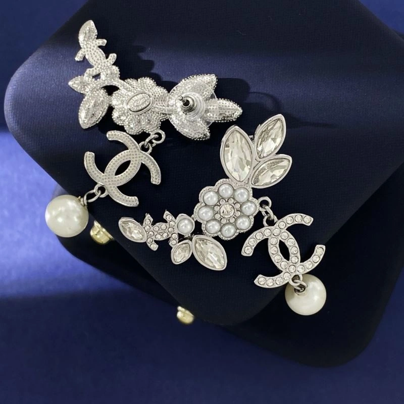 Chanel Earrings TechFriendly 231855