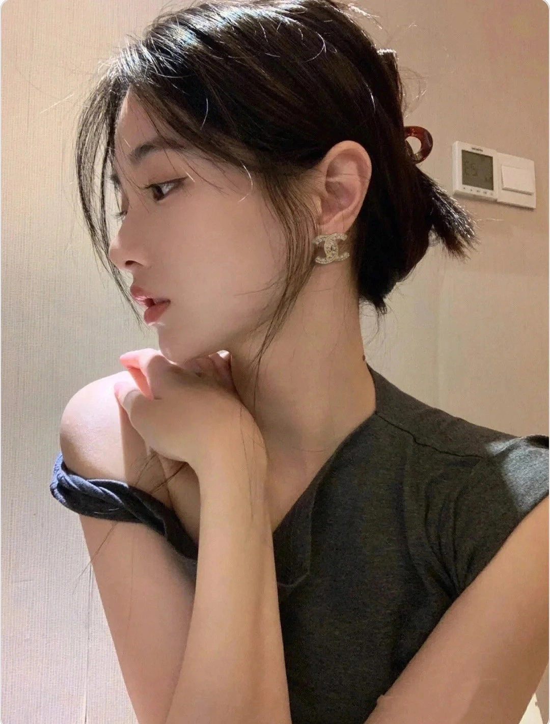 Chanel Earrings Bold 231840