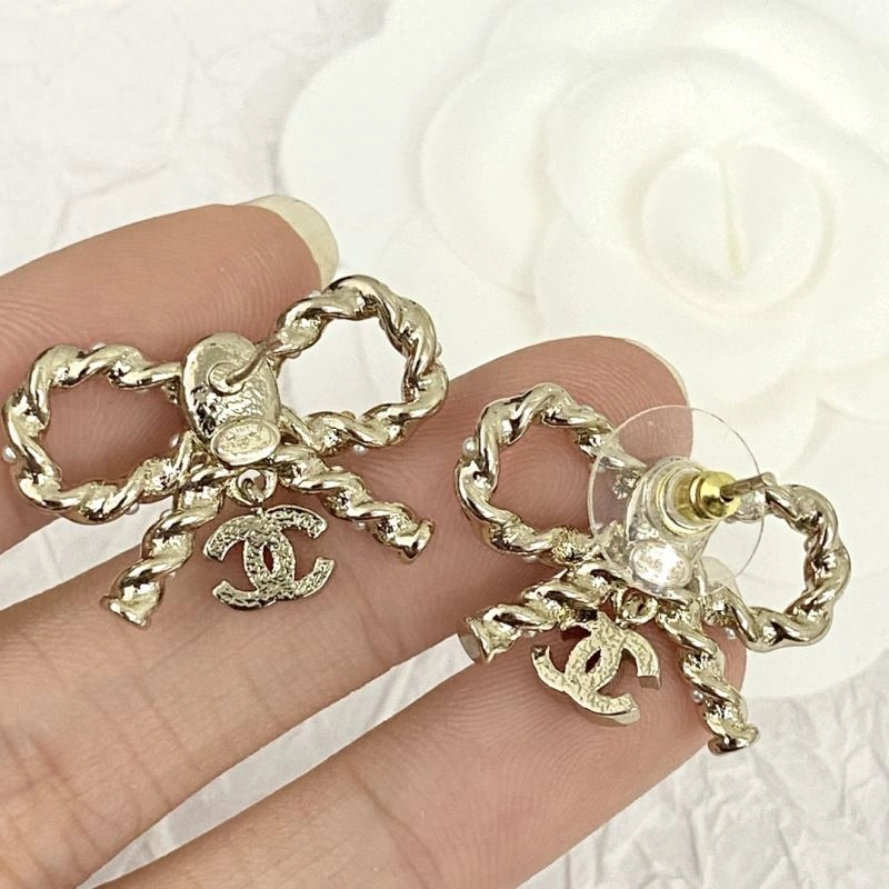 WellDesigned Chanel Earrings 231819