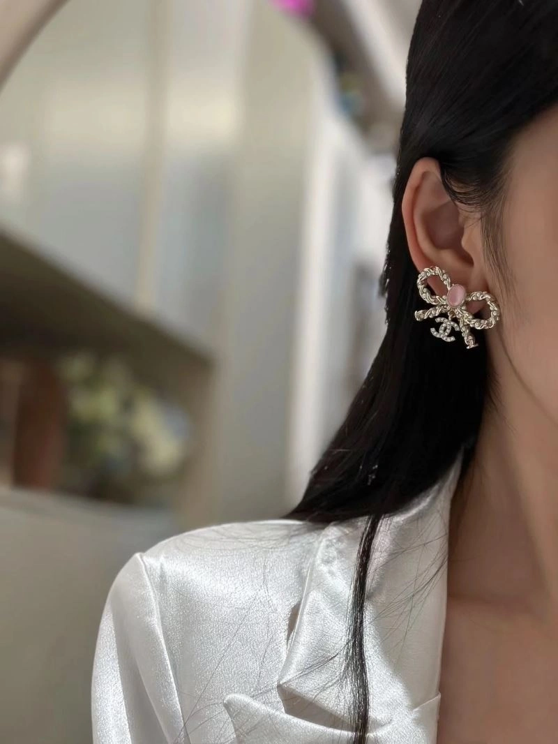 WellDesigned Chanel Earrings 231819