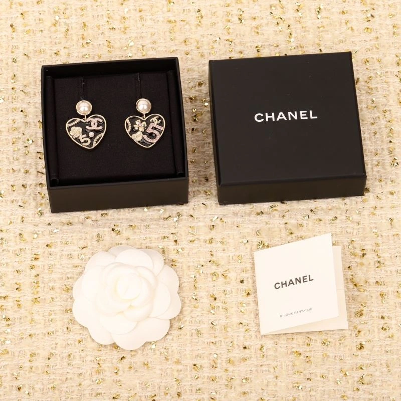 Durable Chanel Earrings 231813