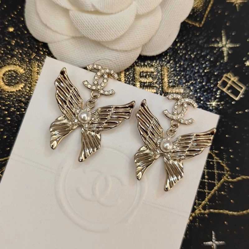 Supportive Chanel Earrings 231882