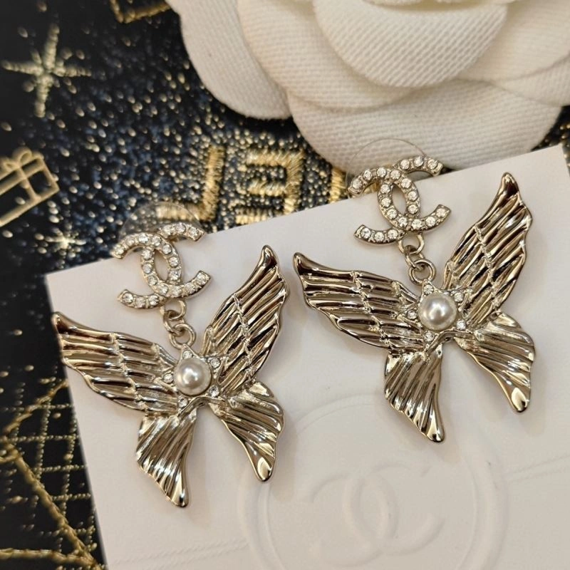 Supportive Chanel Earrings 231882