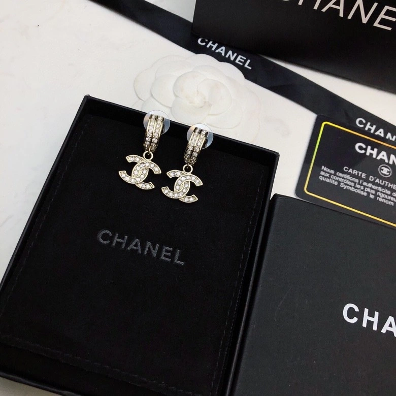 Chanel Earrings TechFriendly 231800