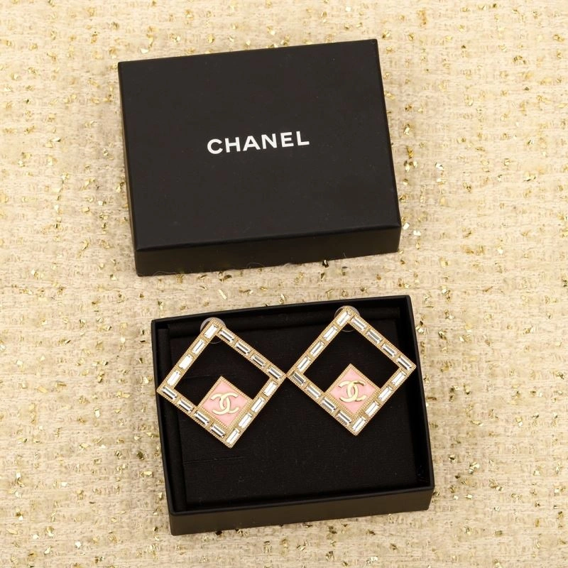 Chanel Earrings Soft 231802