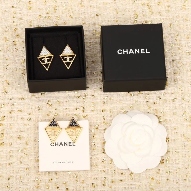 Chanel Earrings RelaxedFit 231806